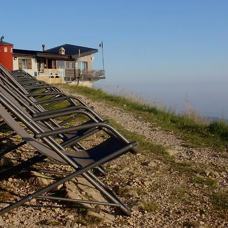 Vendégház Rifugio Chierego - 1911m *