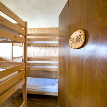 بيت ضيافة Rifugio Chierego - 1911m *