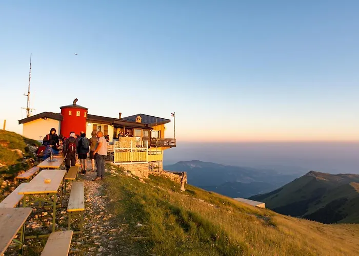 Rifugio Chierego - 1911m *