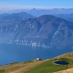 Rifugio Chierego - 1911m 게스트하우스 브렌조네 술 가르다